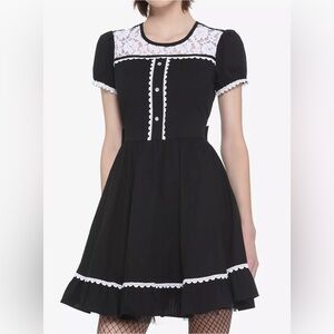 Sold Out HOT TOPIC Gothic Lolita black and white mini dress Size Small